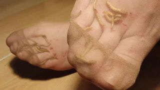 Kinky Maggots Eats at the same spot every time, but they can't resist getting their feet bound and their mouths fed with filth